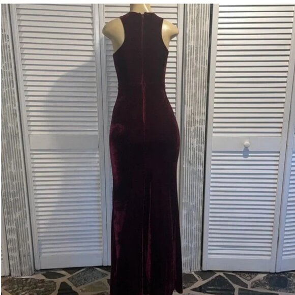 Jodi Kristopher velvet Burgundy Formal Dress - Picture 6 of 6